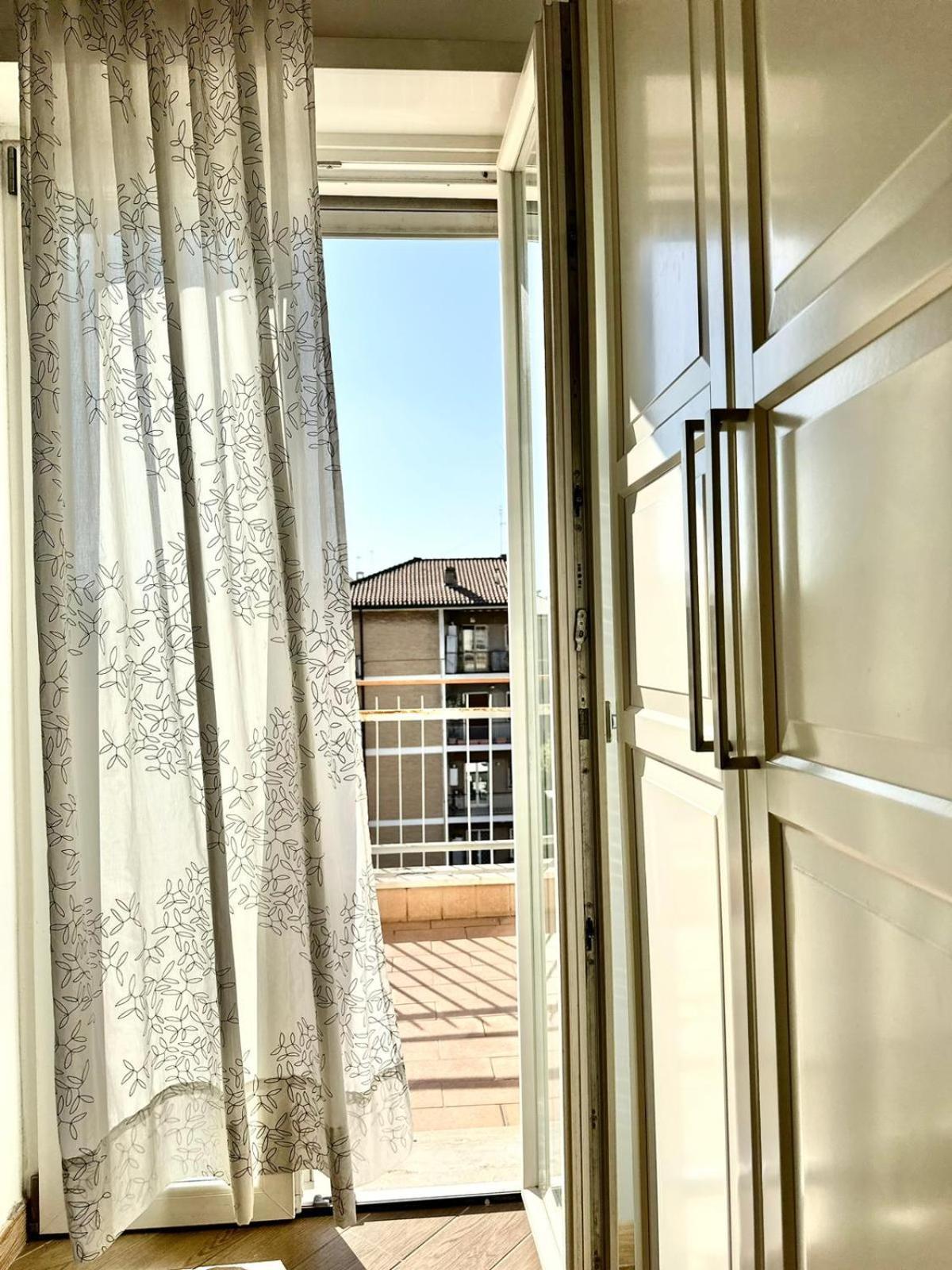 Apartamento Terrazza Sul Parco Roma Exterior foto